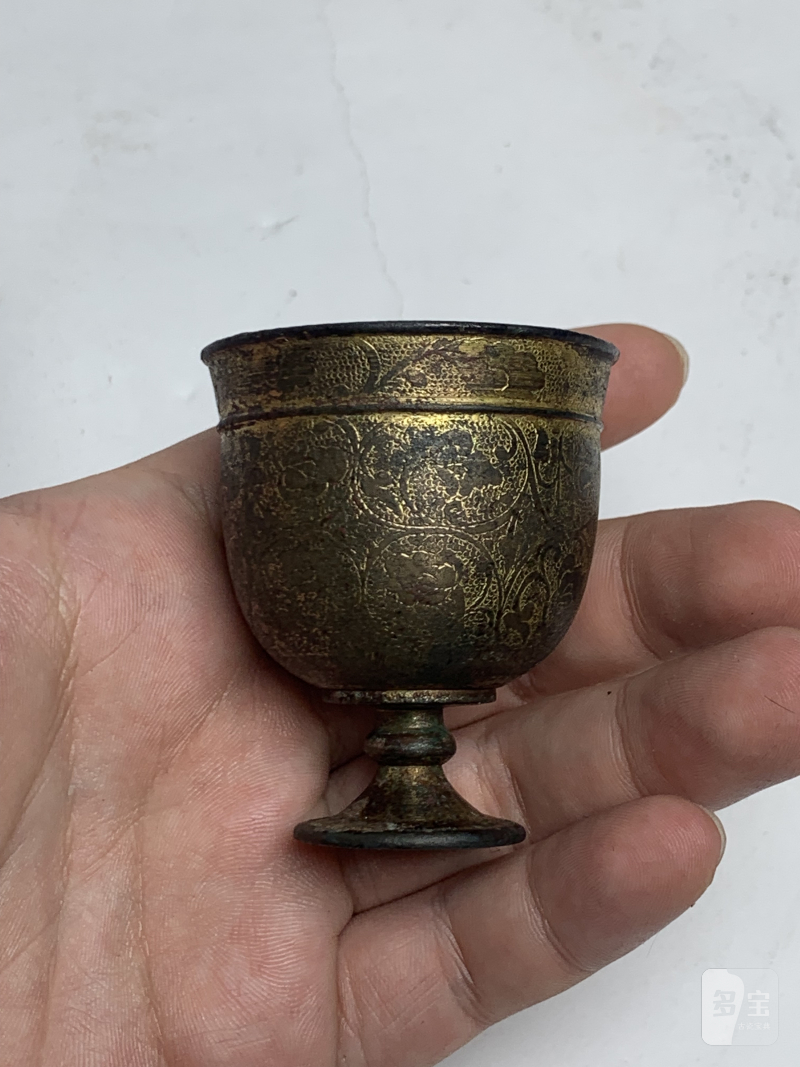 明 铜鎏金唐草纹高足杯 - 图3
